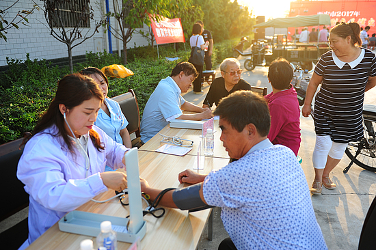 暖入人心,陽光義診.JPG 暖入人心,陽光義診.JPG