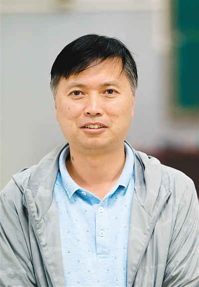 res43_attpic_brief.jpg res43_attpic_brief.jpg