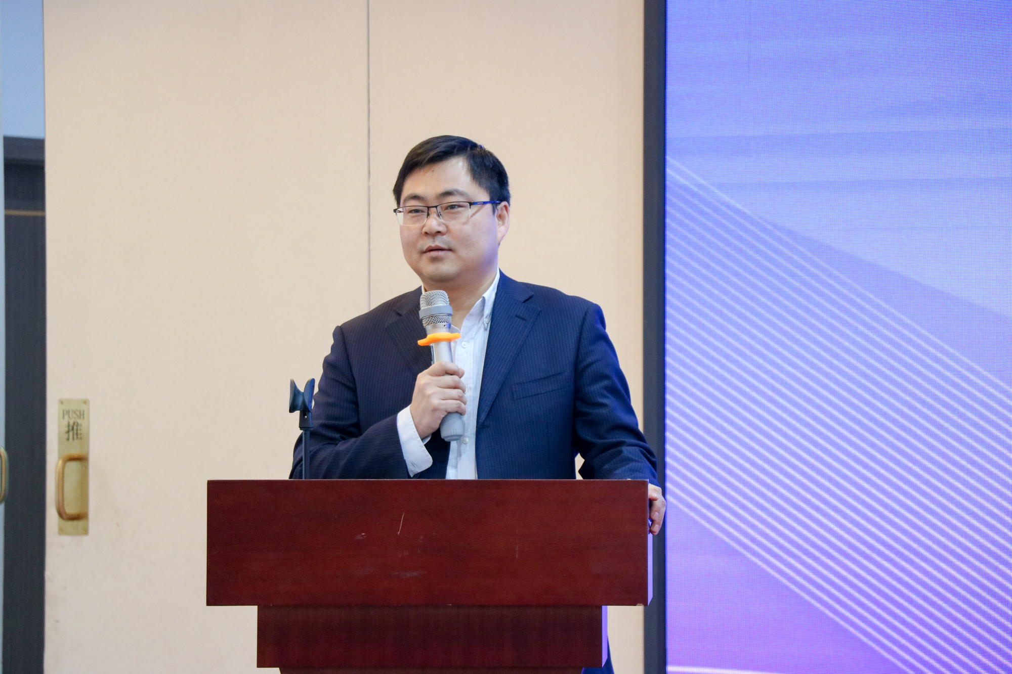 陜西西咸新區服務貿易協會正式揭牌