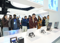 全球南方國家媒體走進西咸新區 探秘氫能產業蓬勃活力